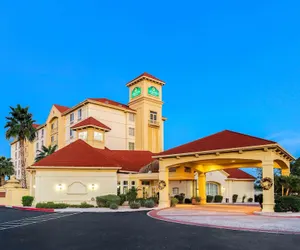 Photo 2 - La Quinta Inn & Suites by Wyndham Mesa Superstition Springs