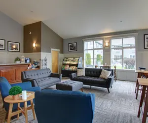 Photo 4 - Best Western Wesley Inn & Suites