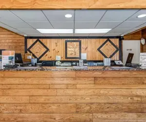 Photo 5 - Quality Inn Creekside - Downtown Gatlinburg