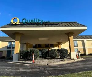 Photo 2 - Quality Inn Perryville I-55