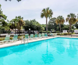 Photo 2 - Days Inn by Wyndham Little River