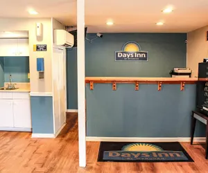 Photo 3 - Days Inn by Wyndham Little River