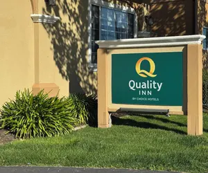 Photo 2 - Quality Inn Ukiah