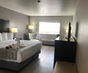 Photo 5 - West Valley Inn