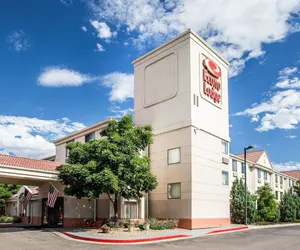 Photo 2 - Econo Lodge Denver International Airport