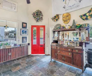 Photo 4 - Historic Mardi Gras Inn