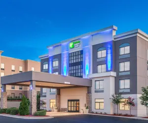 Photo 2 - Holiday Inn Express & Suites Augusta West - Ft Gordon Area, an IHG Hotel