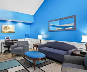 Photo 4 - Baymont by Wyndham Forest City