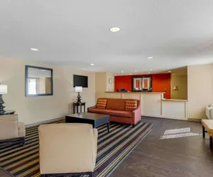 Photo 3 - Extended Stay America Select Suites Dallas Las Colinas