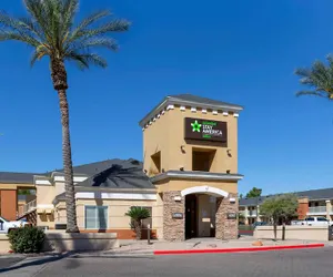 Photo 2 - Extended Stay America Select Suites Phoenix Airport E Oak St