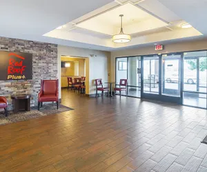 Photo 2 - Red Roof Inn PLUS+ Phoenix West