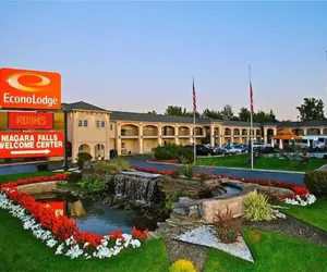 Photo 2 - Econo Lodge At The Falls North