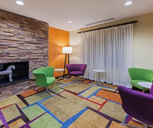 Photo 5 - Fairfield Inn and Suites by Marriott Austin Northwest/Domain