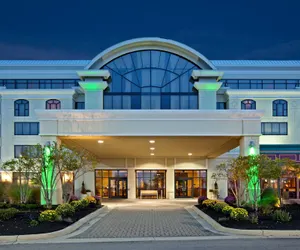 Photo 2 - Holiday Inn Wilmington by IHG