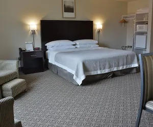 Photo 5 - The Madison Inn