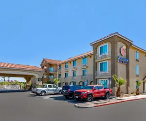 Photo 2 - Comfort Inn & Suites El Centro I - 8