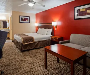 Photo 5 - Best Western Executive Inn