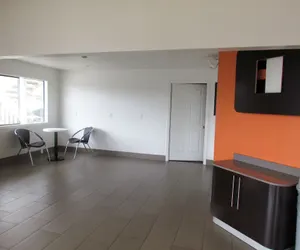 Photo 4 - Motel 6 Vancouver, WA