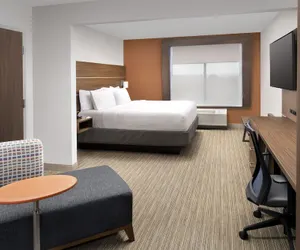 Photo 5 - Holiday Inn Express & Suites Baltimore - BWI Airport North, an IHG Hotel