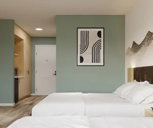 Photo 2 - Sun & Ski Inn And Suites