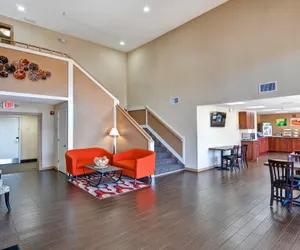Photo 3 - Quality Inn & Suites Heritage Park