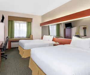 Photo 5 - Days Inn by Wyndham near Kansas Speedway