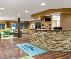 Photo 3 - Microtel Inn & Suites by Wyndham Raton