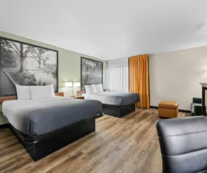 Photo 5 - Super 8 by Wyndham Alexandria MN