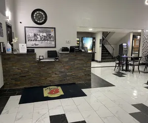 Photo 2 - Super 8 by Wyndham Shakopee
