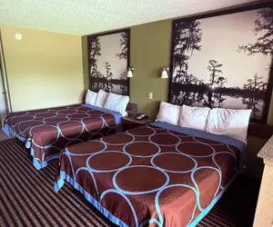 Photo 4 - Staywell Suites