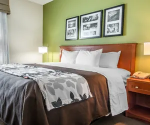Photo 2 - Sleep Inn & Suites Winchester near University