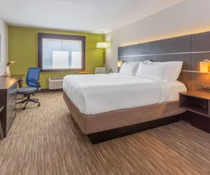 Photo 3 - Holiday Inn Express Columbus - Ohio Expo Center, an IHG Hotel