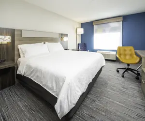 Photo 2 - Holiday Inn Express Hotel & Suites Atlanta Johns Creek by IHG