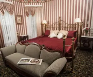 Photo 3 - Market Street Inn