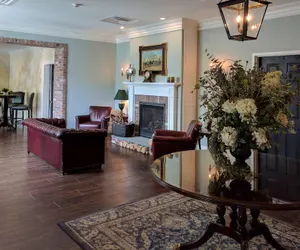 Photo 5 - The Century House, an Ascend Collection Hotel