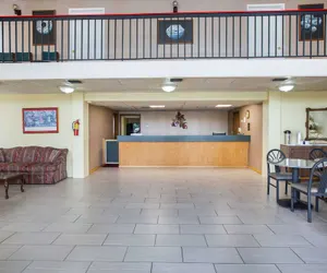 Photo 3 - Rodeway Inn