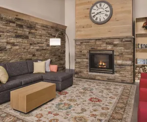 Photo 3 - Country Inn & Suites by Radisson, Cottage Grove, MN