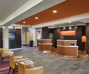 Photo 2 - Courtyard by Marriott Philadelphia Langhorne