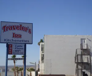 Photo 2 - Travelers Inn