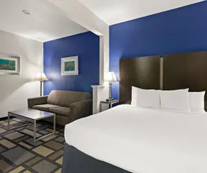 Photo 5 - Best Western Galleria Inn & Suites