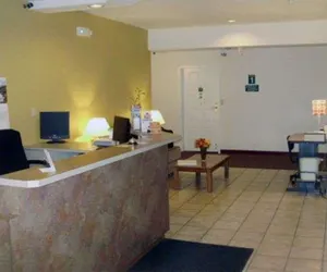 Photo 5 - Rodeway Inn