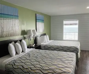 Photo 4 - Boardwalk Beach Hotel