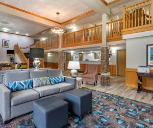 Photo 4 - Comfort Inn