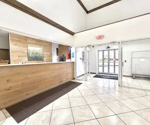 Photo 4 - Americas Best Value Inn Wiggins