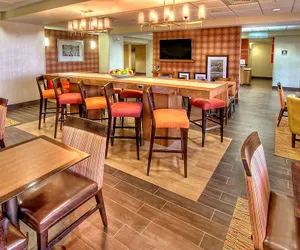 Photo 3 - Hampton Inn Midland