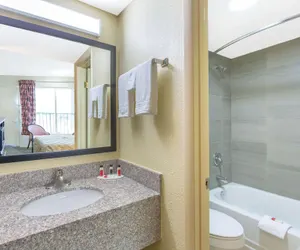 Photo 3 - Quality Inn Lexington
