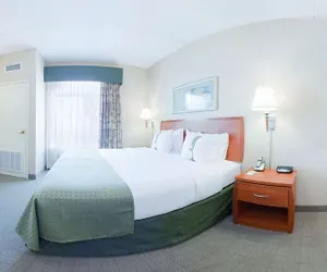 Photo 4 - Holiday Inn & Suites Goodyear - West Phoenix Area, an IHG hotel