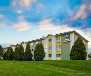 Photo 2 - Best Western Toledo South Maumee