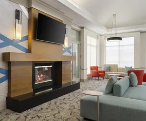 Photo 4 - Hilton Garden Inn Albuquerque Airport