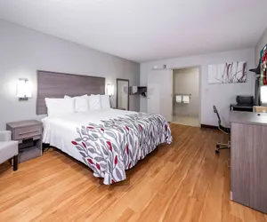 Photo 2 - Red Roof Inn Bay Minette
